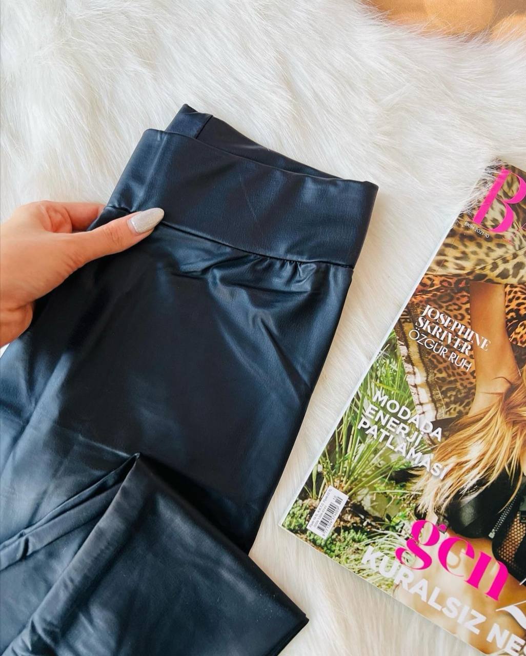 photo_۲۰۲۳-۱۲-۰۱_۱۹-۰۸-۴۸