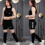 ست ورزشی نیم تنه و شورتک نایک