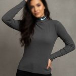 بلوز یقه اسکی گلدوزی نایک (پک 6 عددی)