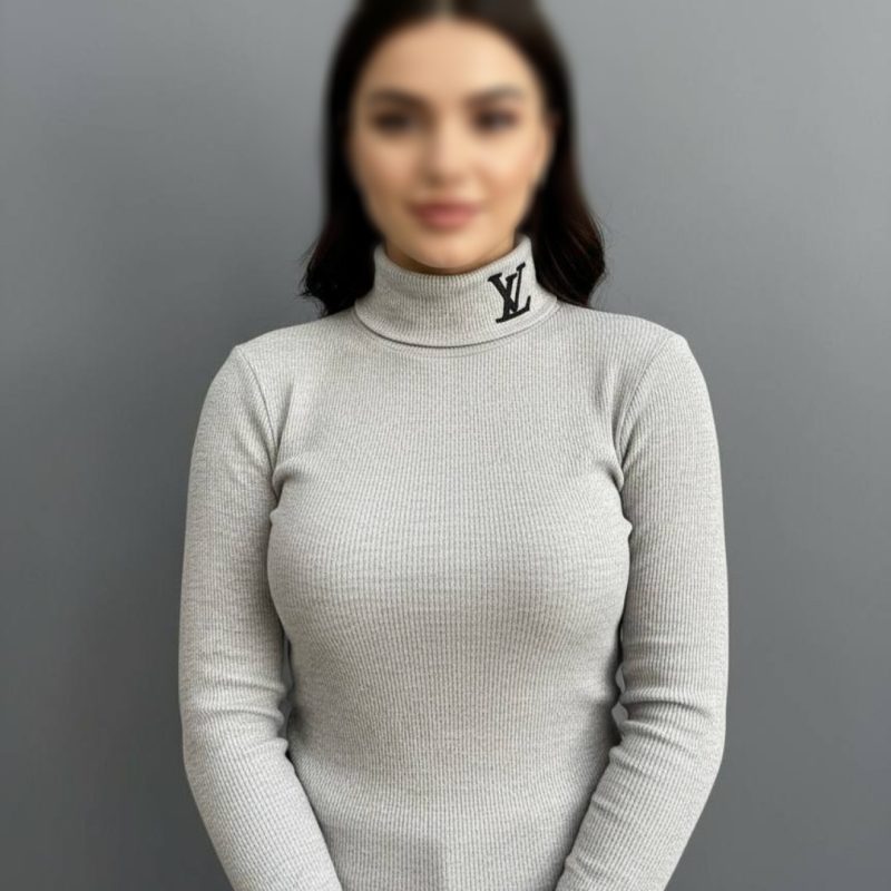 بلوز یقه اسکی گلدوزی LV (پک 6 عددی)