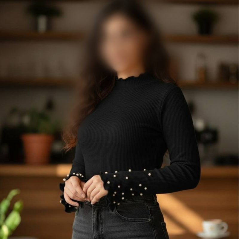 ️بلوز یقه ۵ سانت آستین کلوش (پک 6 عددی)